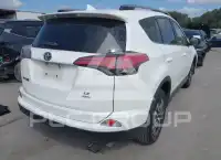 2017 Toyota RAV4 фото