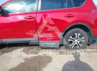 2017 Toyota RAV4 photo