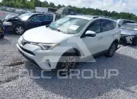 2017 Toyota RAV4 фото