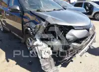 2017 Toyota RAV4 photo