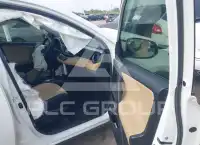 2017 Toyota RAV4 фото