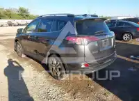 2017 Toyota RAV4 фото