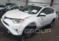 2017 Toyota RAV4 фото