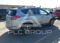 2017 Toyota RAV4 фото