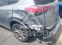 2017 Toyota RAV4 фото