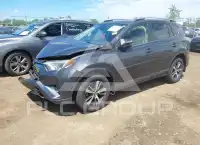 2017 Toyota RAV4 фото