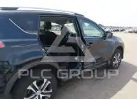2017 Toyota RAV4 фото