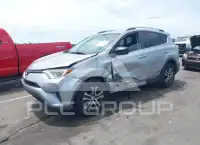 2017 Toyota RAV4 photo