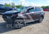 2017 Toyota RAV4 photo