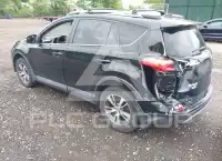 2017 Toyota RAV4 фото