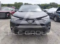 2017 Toyota RAV4 photo
