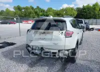 2017 Toyota RAV4 фото