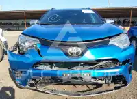 2017 Toyota RAV4 фото