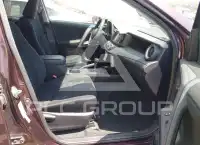 2017 Toyota RAV4 фото
