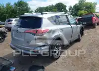2017 Toyota RAV4 фото
