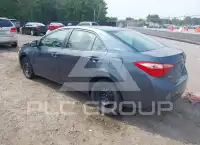 2017 Toyota COROLLA фото