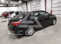 2017 Toyota COROLLA фото