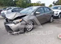 2017 Toyota COROLLA фото