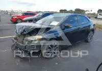 2017 Toyota COROLLA фото