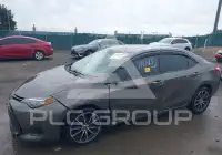 2017 Toyota COROLLA фото