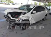 2017 Toyota COROLLA фото