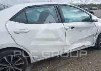2017 Toyota COROLLA фото