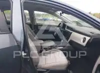 2017 Toyota COROLLA фото
