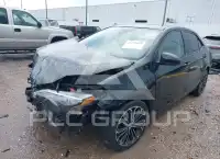 2017 Toyota COROLLA фото