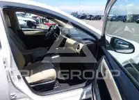2017 Toyota COROLLA фото