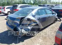 2017 Toyota COROLLA фото
