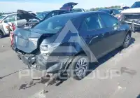 2017 Toyota COROLLA фото