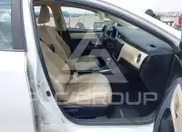 2017 Toyota COROLLA фото
