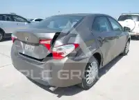 2017 Toyota COROLLA фото