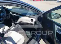 2017 Toyota COROLLA фото