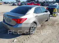 2017 Toyota COROLLA фото