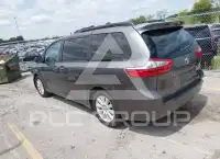 2017 Toyota SIENNA фото