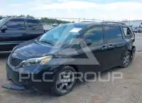 2017 Toyota SIENNA photo