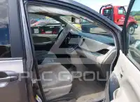 2017 Toyota SIENNA фото