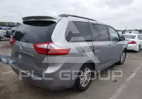 2017 Toyota SIENNA фото