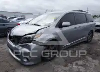 2017 Toyota SIENNA фото