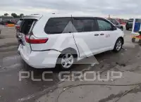 2017 Toyota SIENNA photo