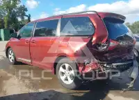 2017 Toyota SIENNA фото