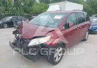 2017 Toyota SIENNA photo