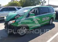 2017 Toyota SIENNA фото