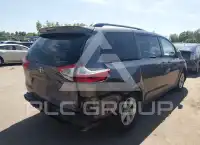 2017 Toyota SIENNA фото