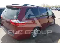 2017 Toyota SIENNA фото