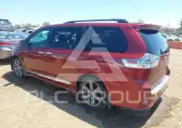 2017 Toyota SIENNA фото