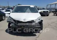2017 Toyota SIENNA фото