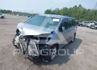 2017 Toyota SIENNA photo