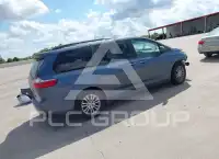 2017 Toyota SIENNA фото